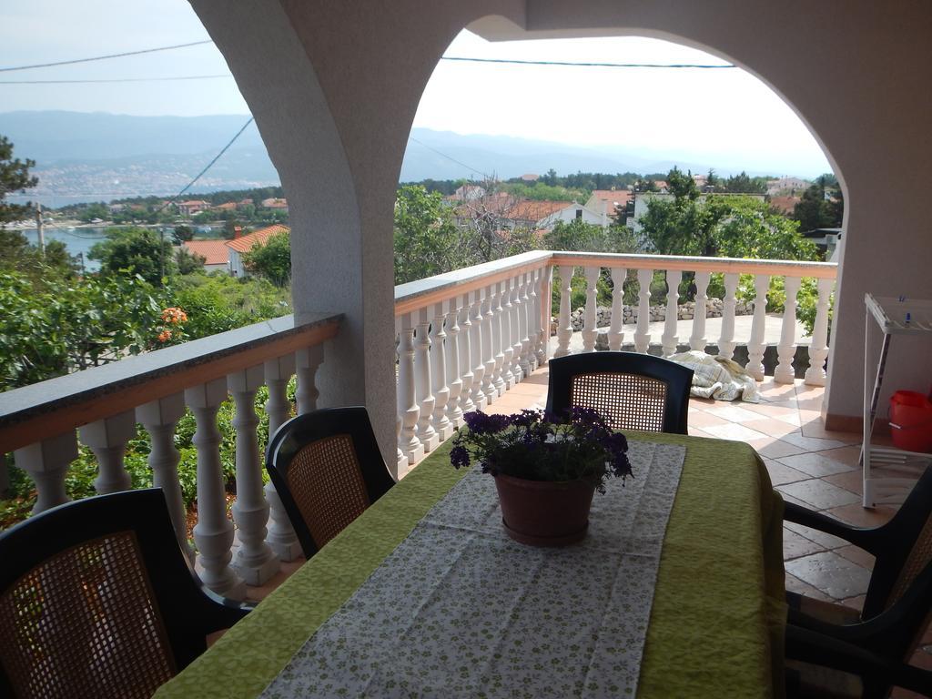 Apartments Petrovic Šilo Δωμάτιο φωτογραφία