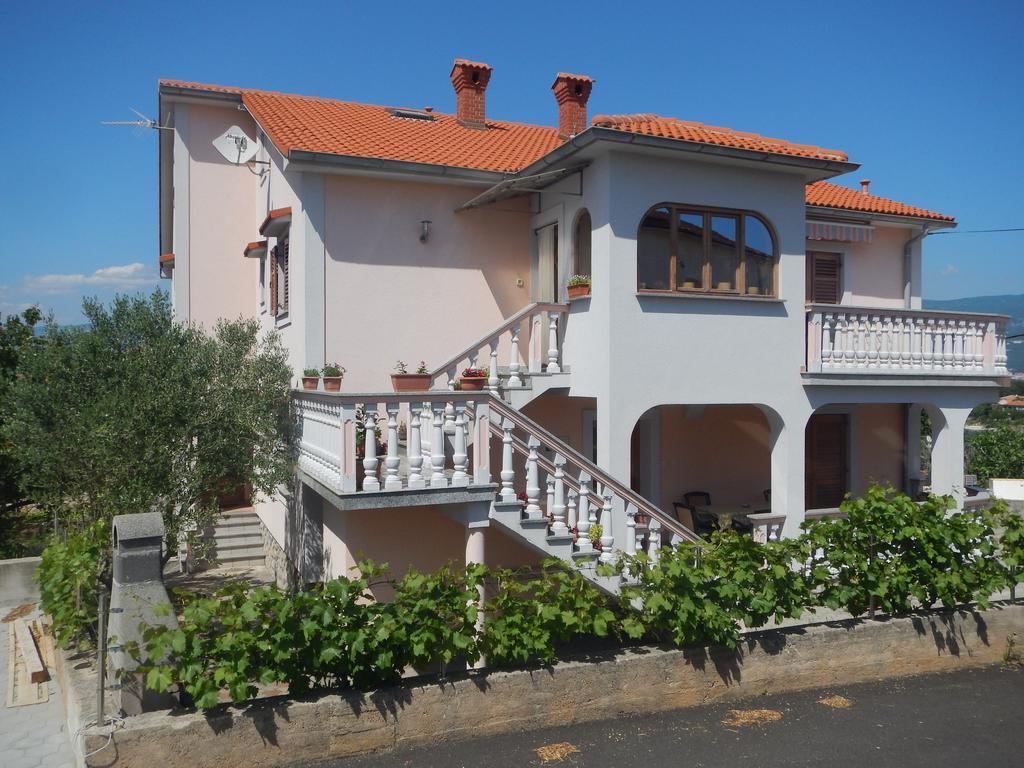 Apartments Petrovic Šilo Δωμάτιο φωτογραφία