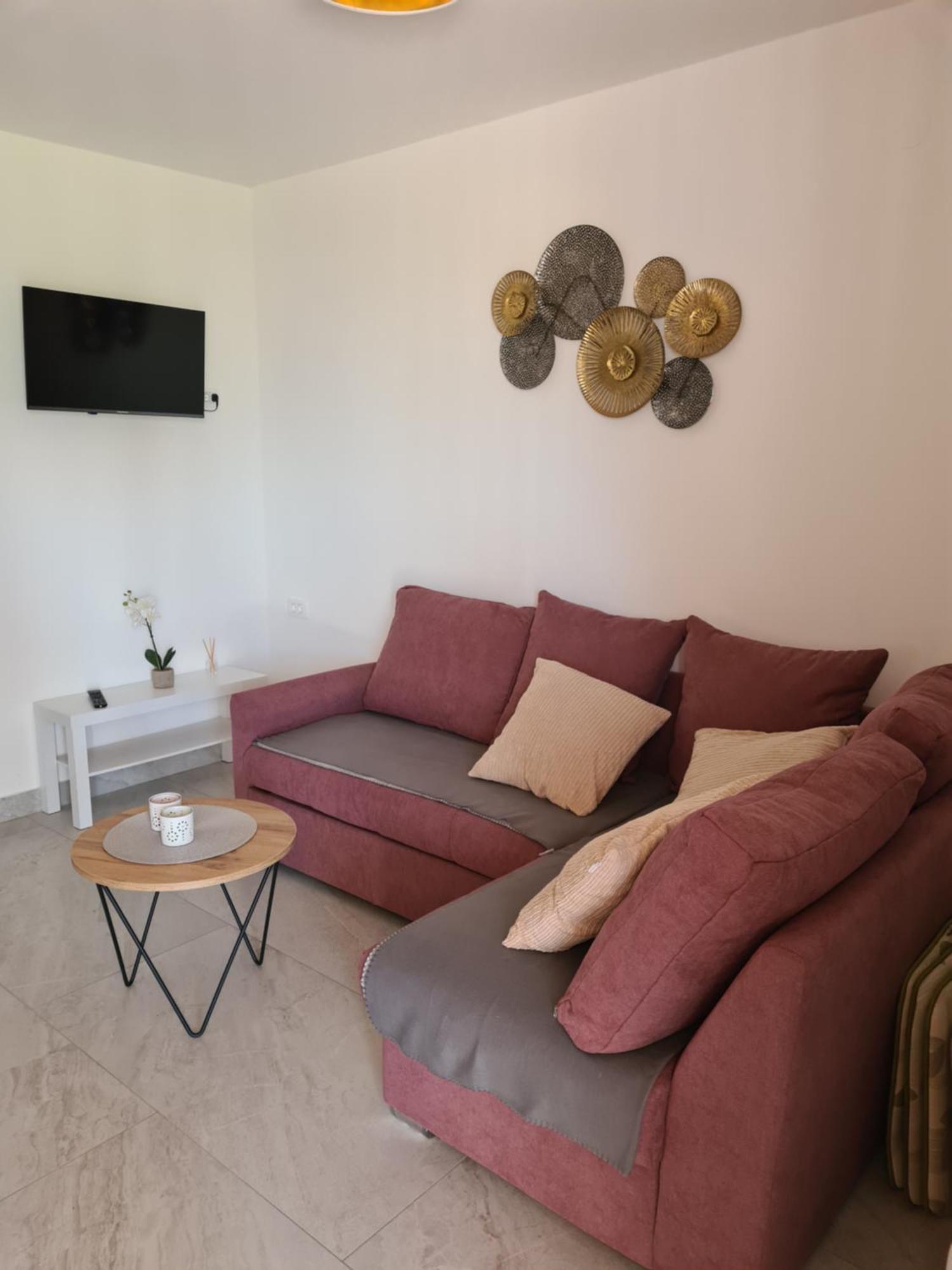 Apartments Petrovic Šilo Εξωτερικό φωτογραφία