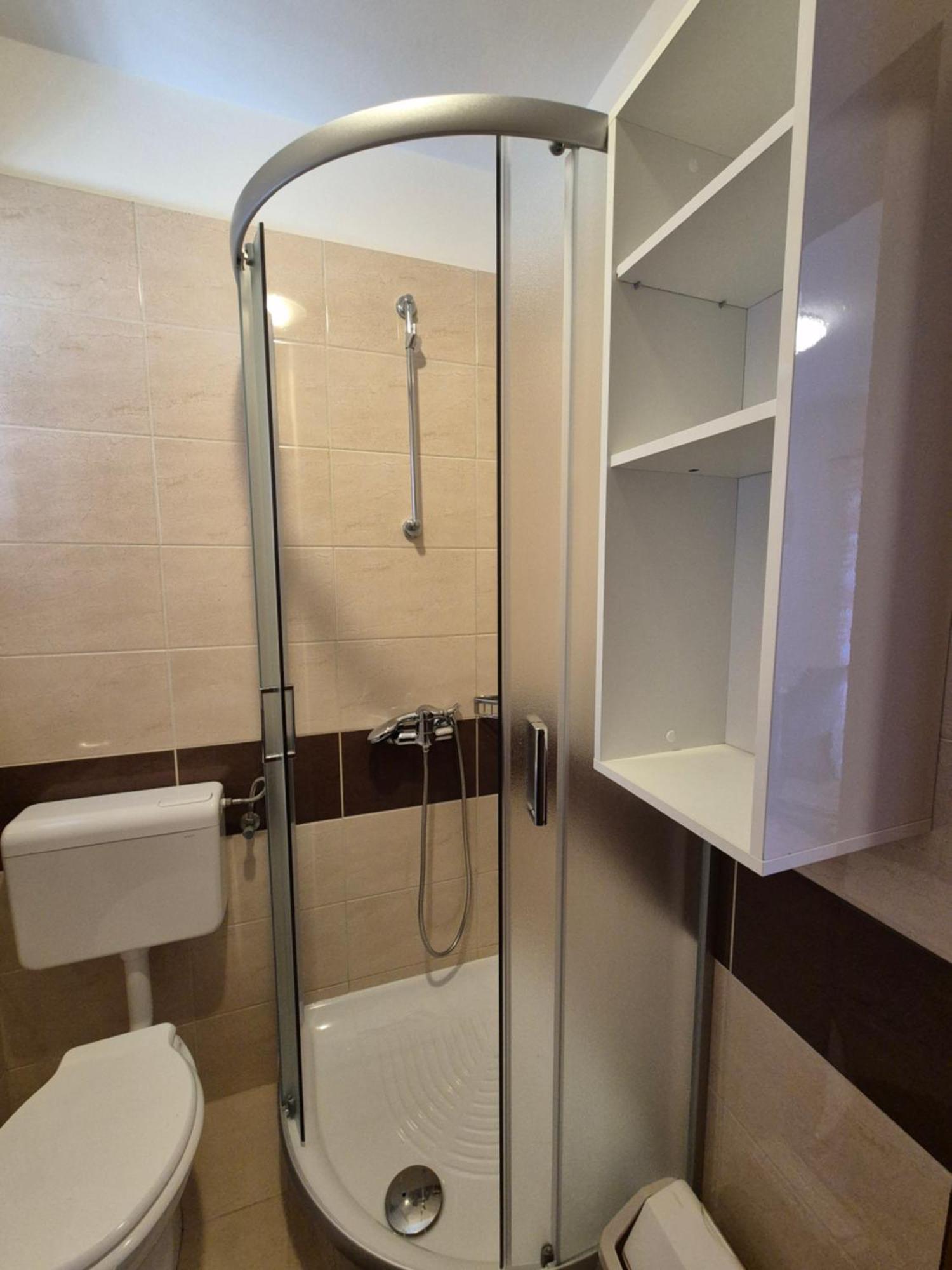 Apartments Petrovic Šilo Εξωτερικό φωτογραφία