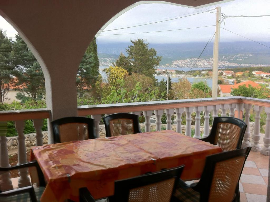 Apartments Petrovic Šilo Δωμάτιο φωτογραφία
