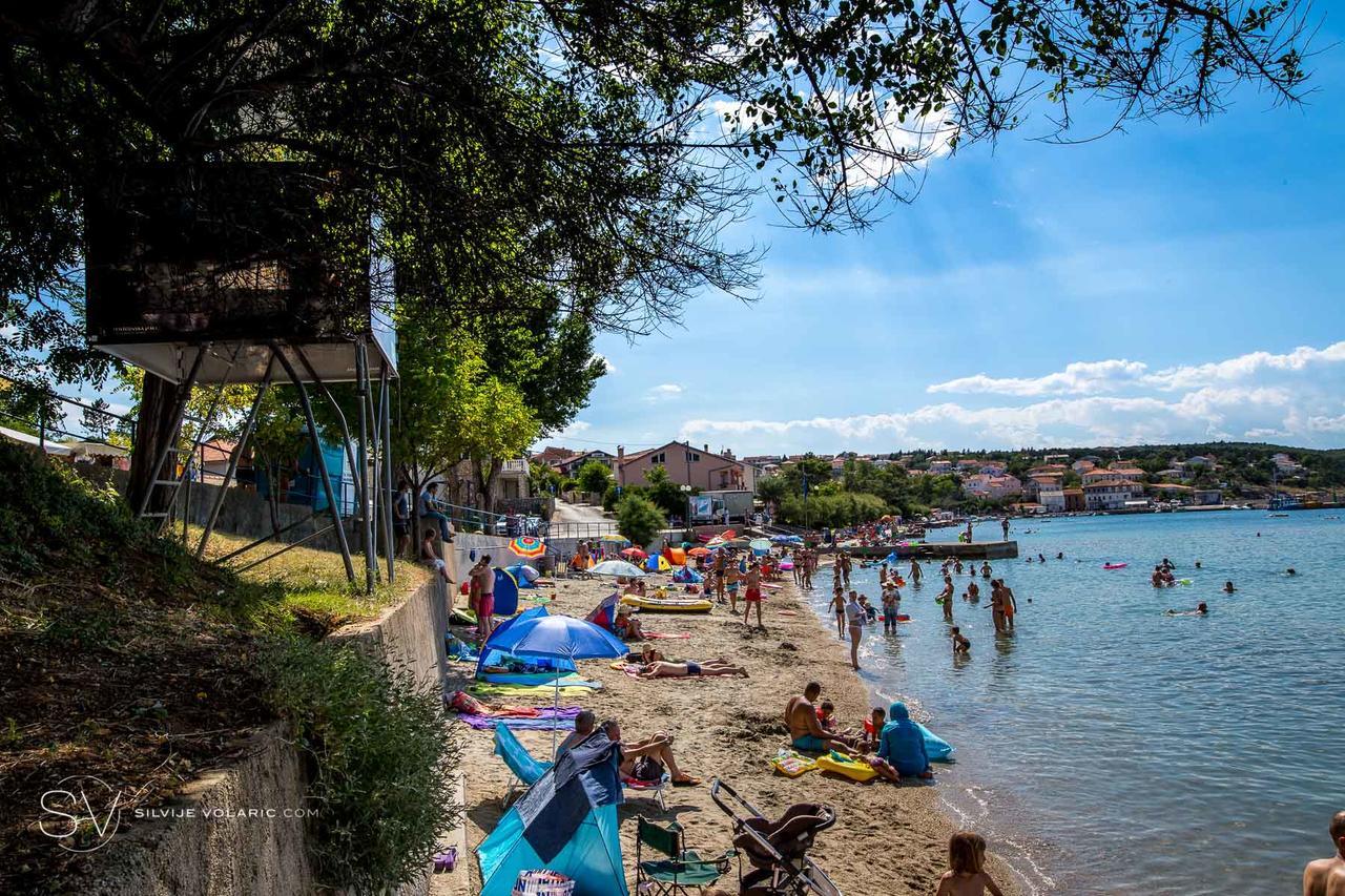 Apartments Petrovic Šilo Εξωτερικό φωτογραφία