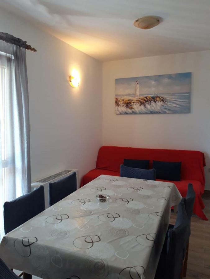 Apartments Petrovic Šilo Εξωτερικό φωτογραφία